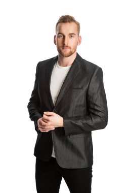 Blazer gülümseyen sarışın adam