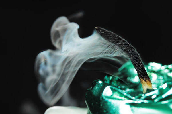 A smoke anatomy. Faded Candle