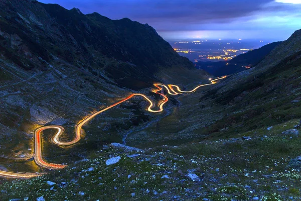 Transfagarasan yol Alacakaranlıkta