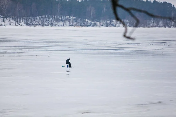 Pescador Paisaje Invernal Congelado Del Lago — Foto de Stock
