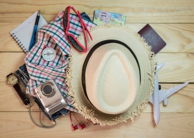 Elbise yığını ve Aksesuar seyahat