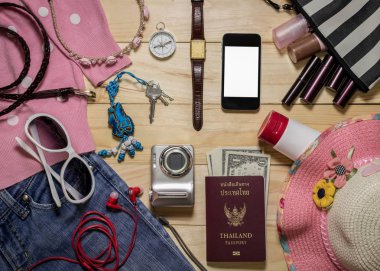 Seyahat kavramı, giyim ve Aksesuar kadın travele için