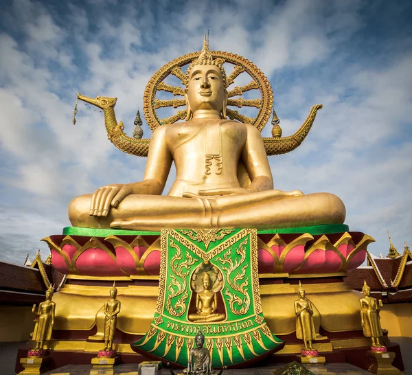 Grote Boeddhabeeld op Wat Phra Yai, Koh Samui, Thailand — Stockfoto