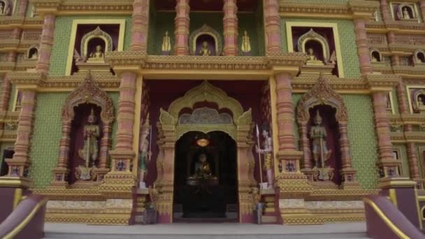Ввійшов Велику Пагоду Храмі Храм Банґ Тонг Одним Найвідоміших Красивих — стокове відео
