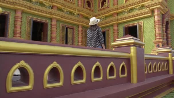 Asian Woman Tourist Walking Admire See Magnificent Pagoda Temple Bang — Stock Video