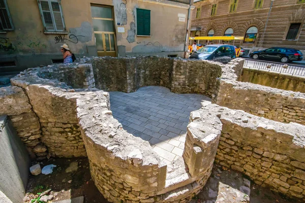 Resti della chiesa paleocristiana nel centro della città di Zara in Croazia — Foto Stock