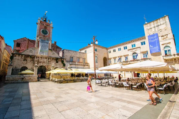 Centro del casco antiguo de Zadar, Croacia — Foto de Stock