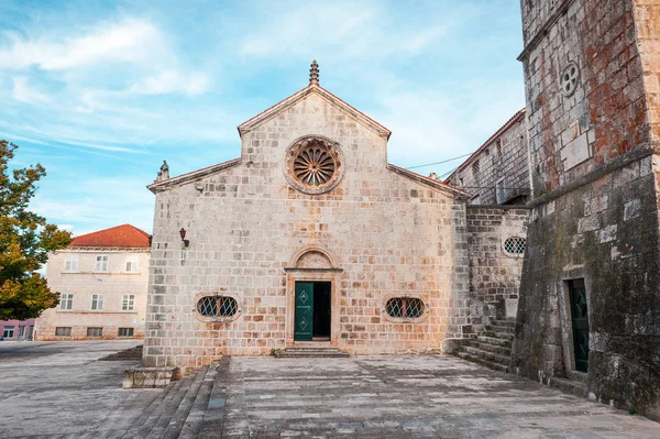Local church in village Blato on Korcula in Croatia, Mediterranean, Europe — Stock Photo, Image
