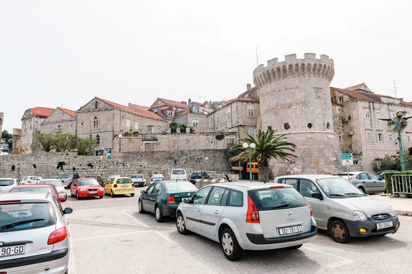 KORCULA, CROAZIA - 2 APRILE 2016: Parti del centro storico di Korcula sull'isola di Korcula, Croazia — Foto Stock