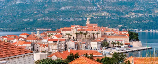 Panorámás kilátással a régi város Korcula, Korcula-sziget, Horvátország — Stock Fotó