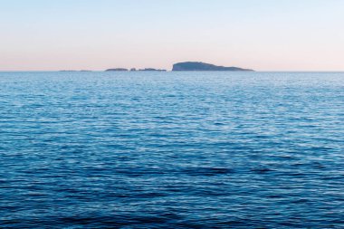 Okyanus deniz ufku gökyüzü duvar kağıdı. Deniz manzarası. Kupari, Dubrovnik, Hırvatistan