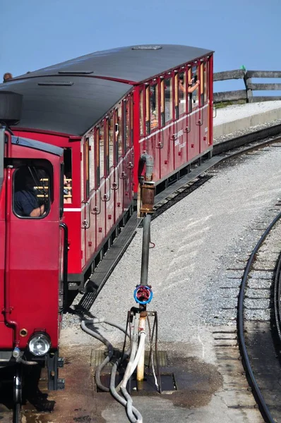 Treno Ferroviario Schafberg Una Ferrovia Cremagliera Alta Austria Salisburgo Treno — Foto Stock