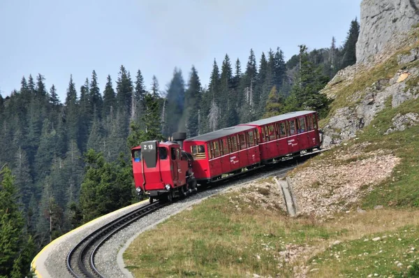 Treno Ferroviario Schafberg Una Ferrovia Cremagliera Alta Austria Salisburgo Treno — Foto Stock