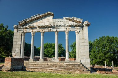 Apollonia antik Yunan şehrinin kalıntıları (Illyria)