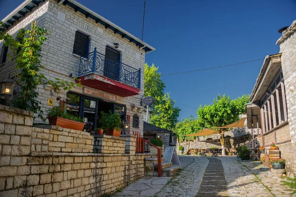 Pueblo Monodendri Uno Los Pueblos Pintorescos Más Bellos Grecia Montañosa — Foto de Stock