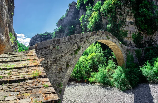 単一のアーチ石の橋として知られる能取橋 こころい 高古里村 ディロフォ村 木浦村の間にある座五里の中心部に位置する — ストック写真