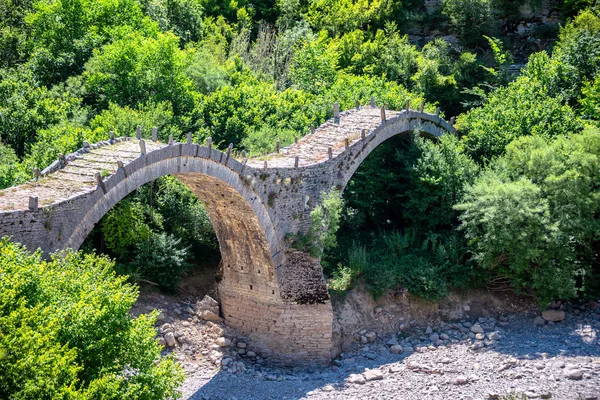 Vecchio Kalogeriko Triplo Ponte Pietra Arco Sul Canyon Vikos Zagorohoria — Foto Stock