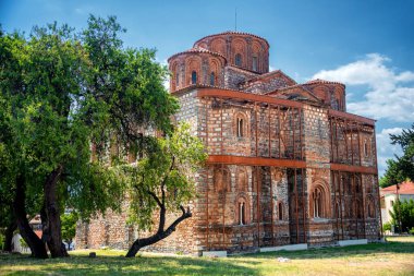 Panagia Parigoritissa Bizans Kilisesi (M.S. 13. yüzyıl).)