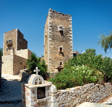 Vathia Mani Yarımadasında terk edilmiş eski kule evleri Laconia Moreloponnese, Avrupa