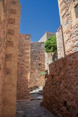  Yunanistan 'ın Moreloponnese kentindeki Picturesque Monemvasia' nın baskıları