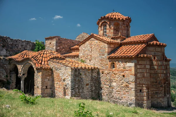 Церковь Panagia Fistria Средневековом Византийском Замке Мистрас Недалеко Города Спарта — стоковое фото