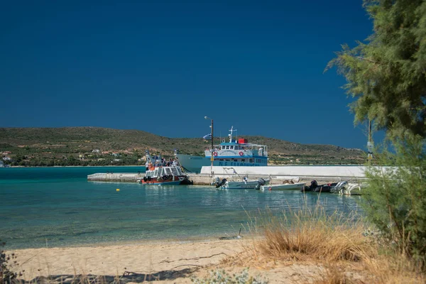 Tourists Ferry Boat Travelling Elafonisos Island Pounda Beach Greece Ship — 스톡 사진