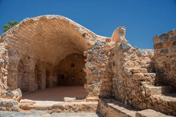 Vista Fortaleza Las Murallas Monemvasia Una Ciudad Medieval Ubicada Lakonia — Foto de Stock