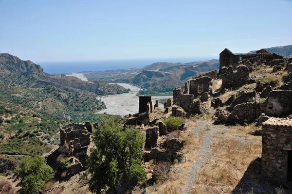 Ruine Einer Geisterstadt Nationalpark Aspromonte Mit Dem Fiumara Fluss Von — Stockfoto