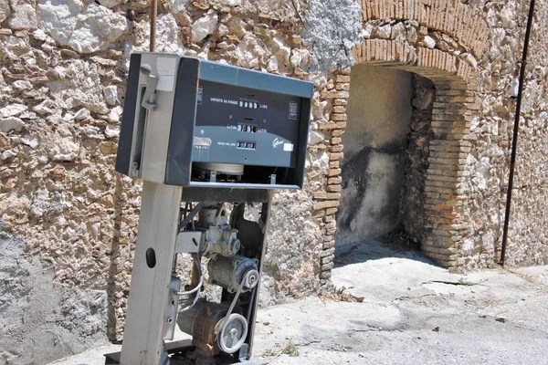 Old Vintage Gas Pumps Abandoned Gas Station Stilo Italy — Stock Photo, Image