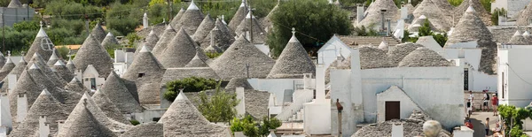 Alberobello Famous Trulli Characteristic Cone Roofed Houses Itria Valley Apulia — стоковое фото