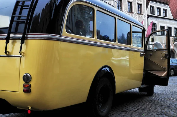 Old Original Steyr Saurer Post Bus Στην Κεντρική Πλατεία Στο — Φωτογραφία Αρχείου