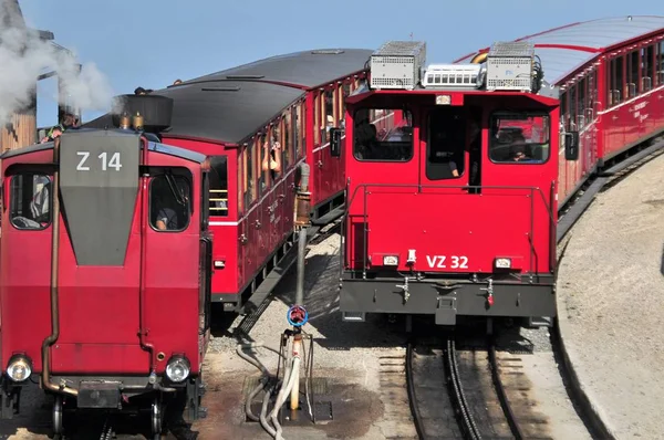 Schafberg Demiryolu Treni Yukarı Avusturya Salzburg Bulunan Bir Çarklı Demiryoludur — Stok fotoğraf