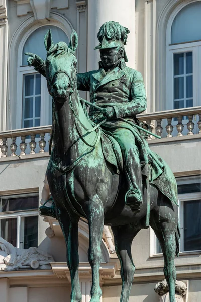 Statue Équestre Général Joseph Radetzky Devant Bâtiment Ministère Économie — Photo