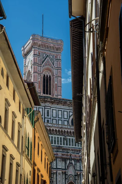 驚くほどのサンタ マリア フィオーレ大聖堂 ドゥオーモ フィレンツェ フィレンツェ イタリア 聖堂はイタリアの最大の教会 ユネスコ世界遺産の一つ — ストック写真