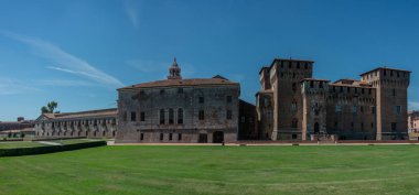 Ortaçağ kalesi, İtalya 'daki Gonzaga Saint George (Giorgio) kalesi, Mantua (Mantova) 