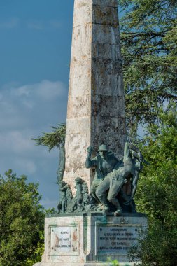 anıt düşmüş San Gimignano, İtalya