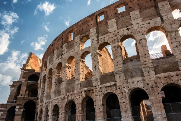 Закрыть Детальный Вид Стену Ряды Арок Римского Амфитеатра Колизея Рима — стоковое фото