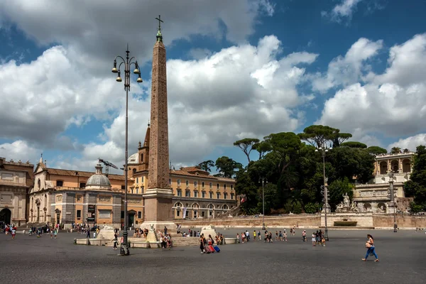 Πιάτσα Ντελ Πόπολο Είναι Μια Μεγάλη Αστική Πλατεία Στην Ρώμη — Φωτογραφία Αρχείου