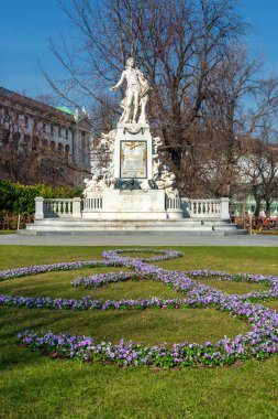 Wolfang Amadeus Mozart 'ın anısına Burggarten, Viyana halk parkı (Avusturya)) 