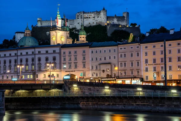 Panorámica Salzburgo Río Salzach Por Noche Centro Histórico Ciudad Salzburgo — Foto de Stock