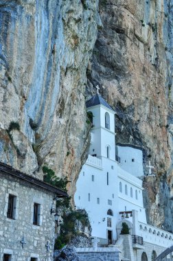 Karadağ 'daki Ostrog Manastırı' nın İzlenimleri