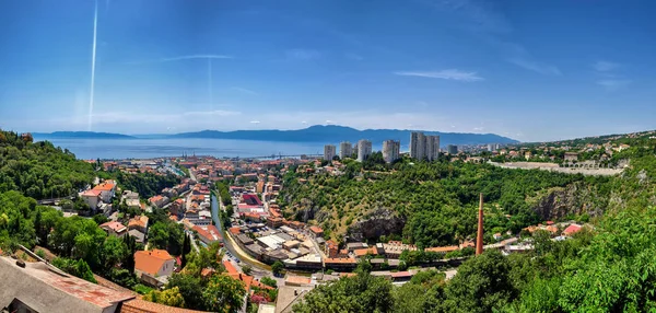 Bardzo Duży Widok Panoramiczny Miasta Rijeka Zatoki Portu — Zdjęcie stockowe