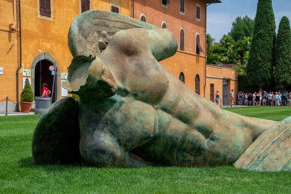 Der Gefallene Engel Bronzeskulptur Des Polnischen Künstlers Igor Mitoraj Auf — Stockfoto