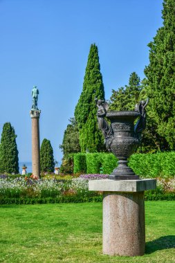 İtalya, Trieste yakınlarında Miramare Castle Park Gardens.
