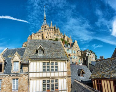 Mont-Saint-Michel katedralinin Normandiya, Kuzey Fransa ve Avrupa 'daki nefes kesici manzarası