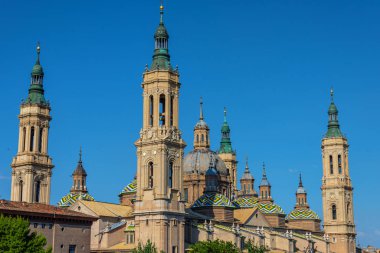 Pilar Katedrali manzarası, Aragon, Zaragoza 'daki Nuestra Senora del Pilar. 