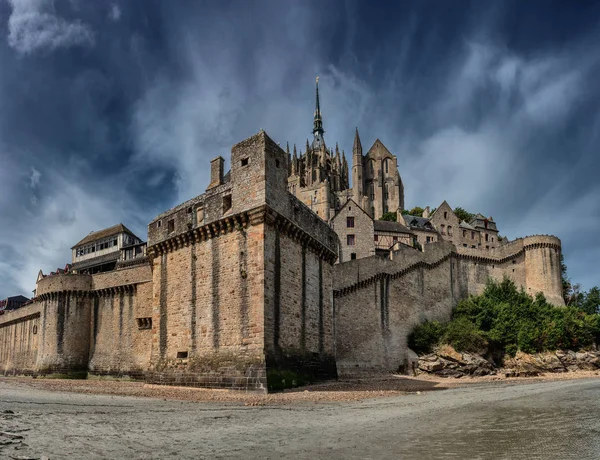 Zapierające Dech Piersiach Widoki Katedrę Mont Saint Michel Wyspie Normandia — Zdjęcie stockowe