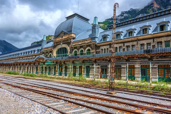 Terk Edilmiş Tren Istasyonu Canfranc Huesca Spanya — Stok fotoğraf