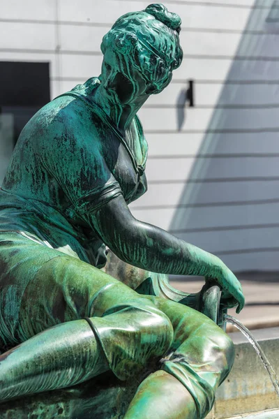 Dieux Anciens Allégories Eau Vue Sur Fontaine Donnerbrunnen Sur Place — Photo