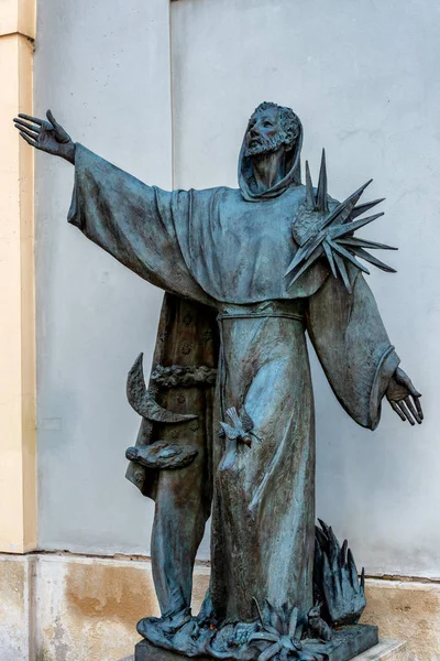 Socha Františka Assisi Vídni Byl Instalován Severní Straně Kostela Minoritenkirche — Stock fotografie